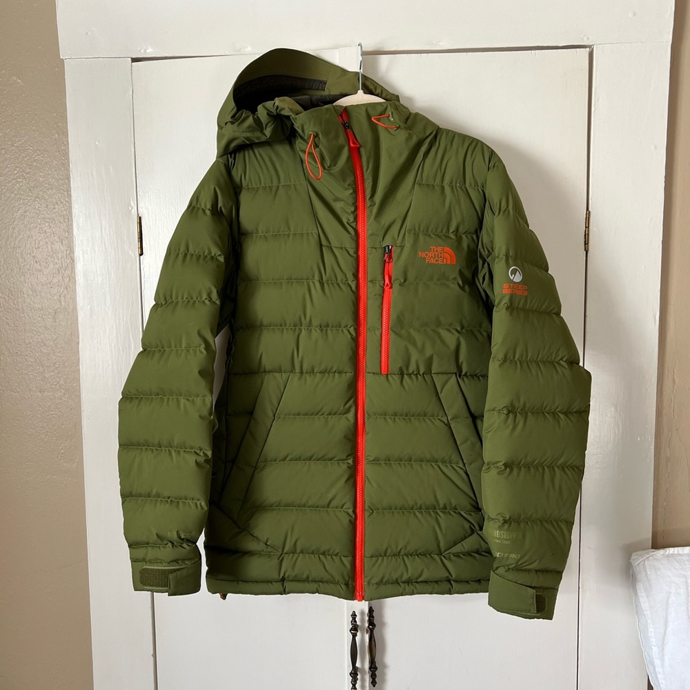 The North Face Men’s SM Steep Series Windstopper 700 Down Ski/Snowboard Jacket
